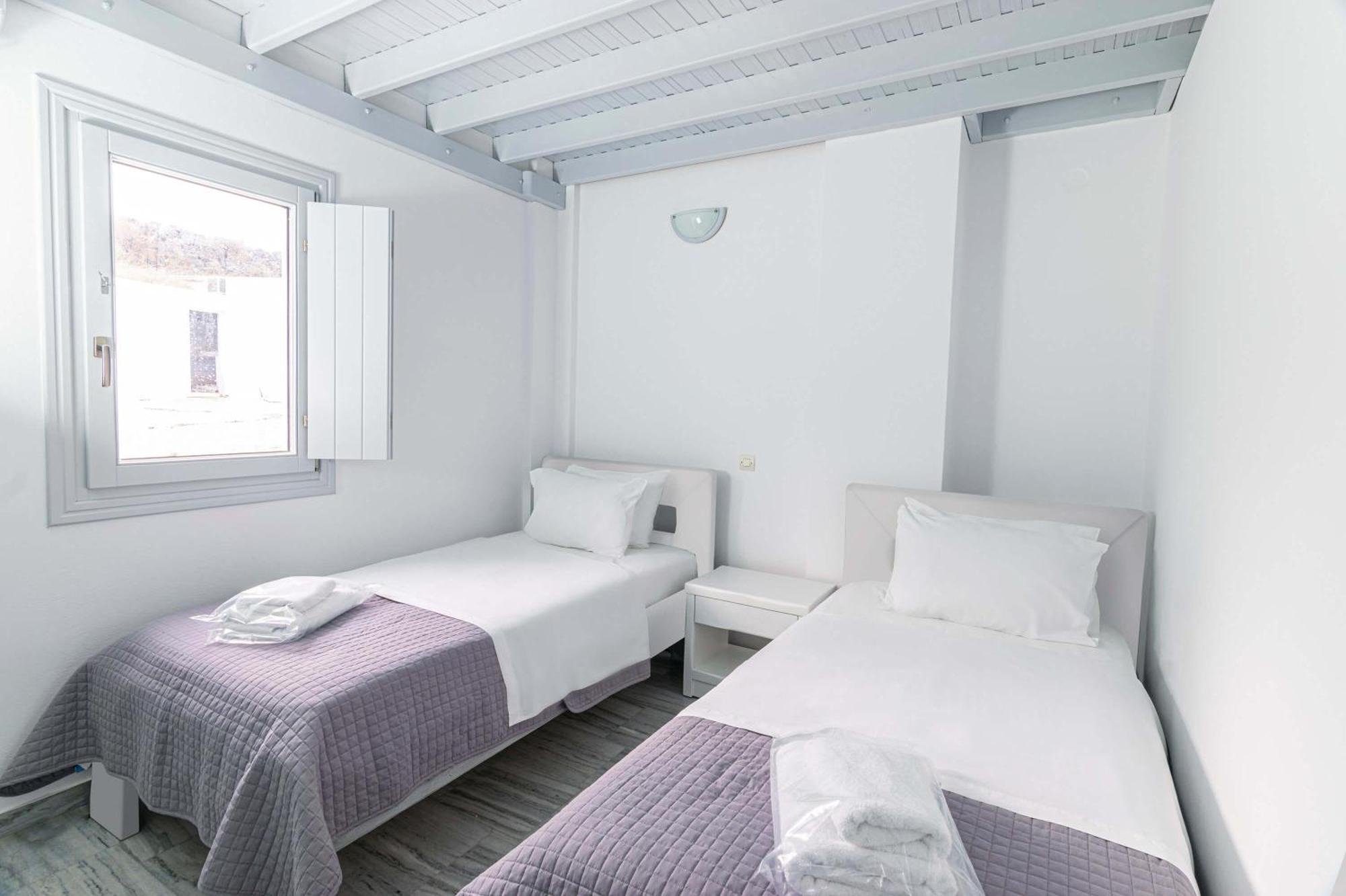 Phaos Santorini Suites Imerovigli  Bagian luar foto