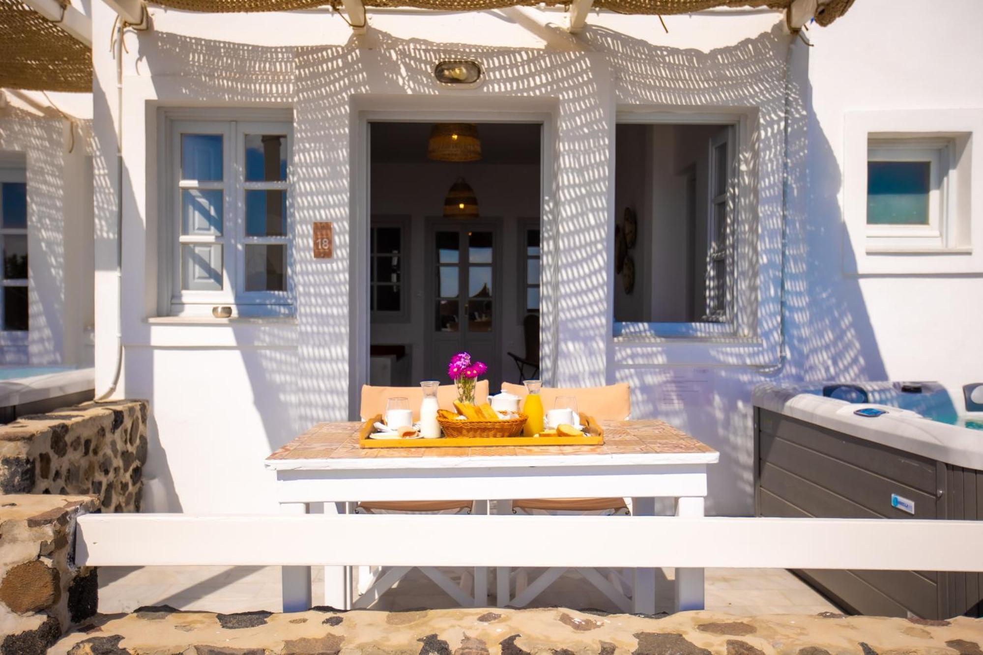 Phaos Santorini Suites Imerovigli  Bagian luar foto